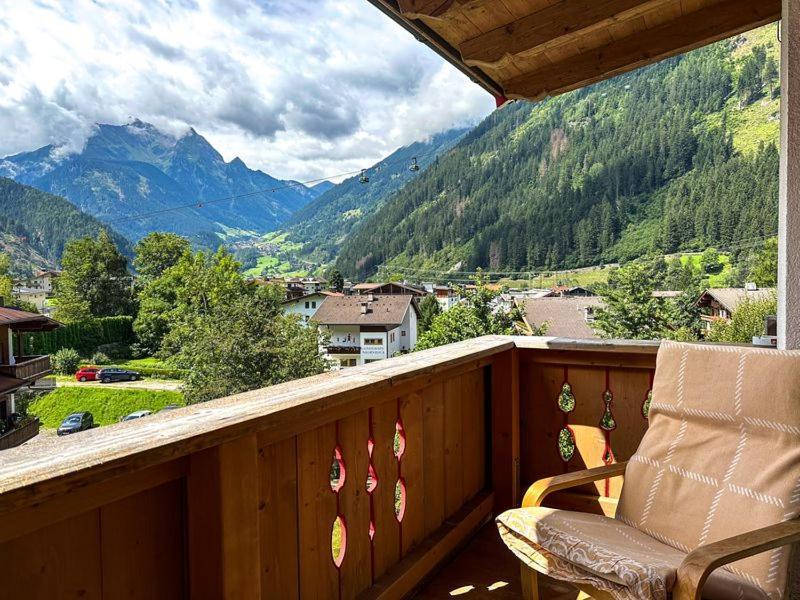Partyhouse Harakiri Stay Different 60 Seconds To Mountains! Free Parking! Self Check-In Mayrhofen Room photo